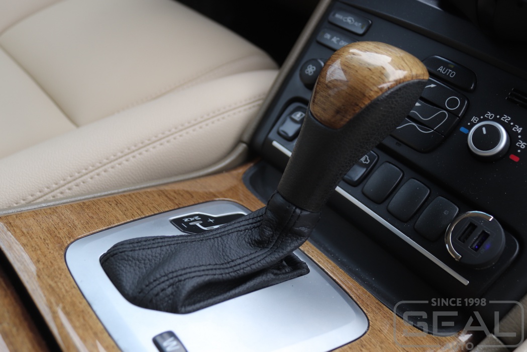 Volvo аксессуары подголовник