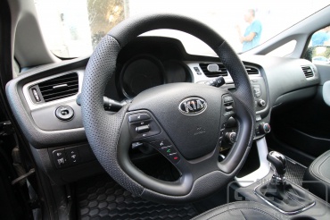 KIA Cee'd II  ,    