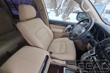 Toyota Land Cruiser 200 Executive lounge   