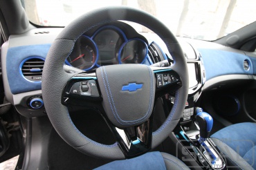 Chevrolet Cruze  ,   