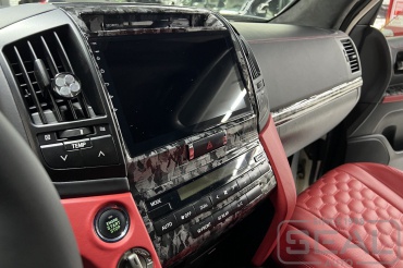 Toyota Land Cruiser 200   