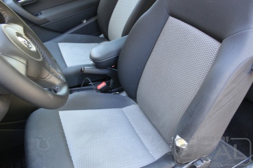 Volkswagen Polo   ( )
