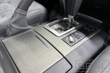 Toyota Land Cruiser 200   